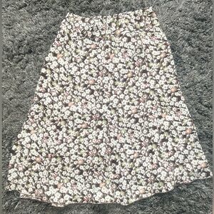 CHRISTOPHER & BANKS FLORAL SKIRT Size 4